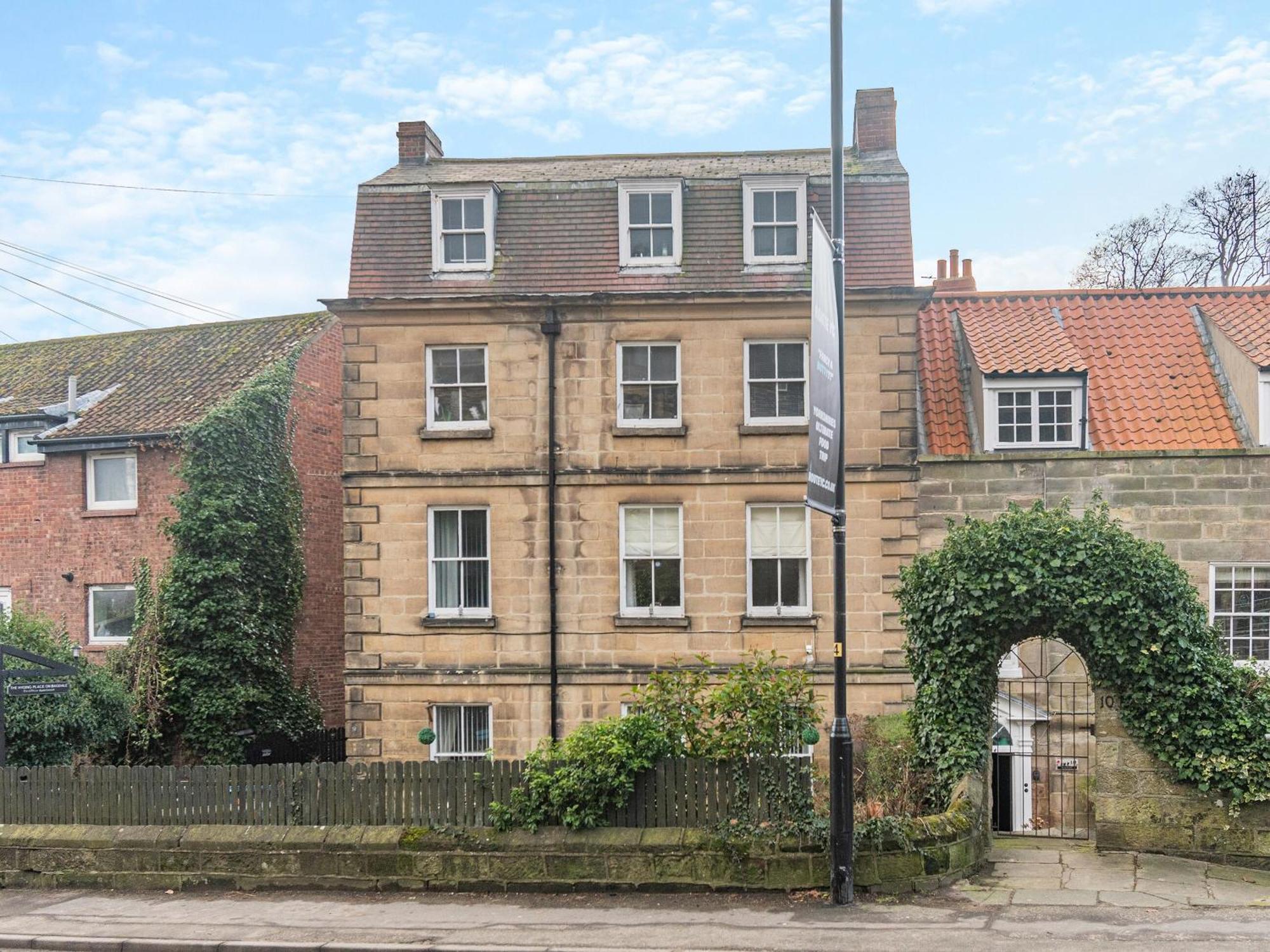 The Hyding Hole Villa Whitby Bagian luar foto