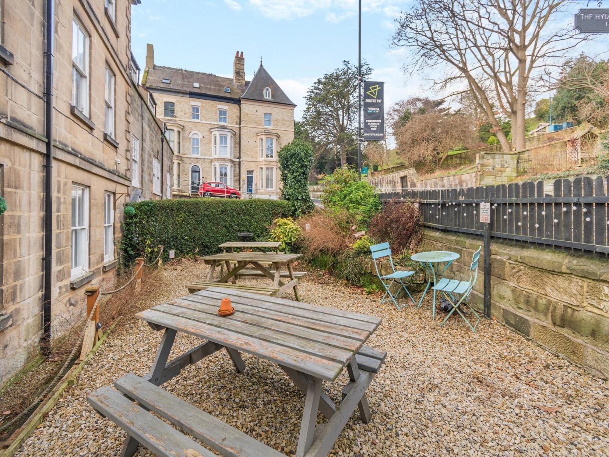 The Hyding Hole Villa Whitby Bagian luar foto